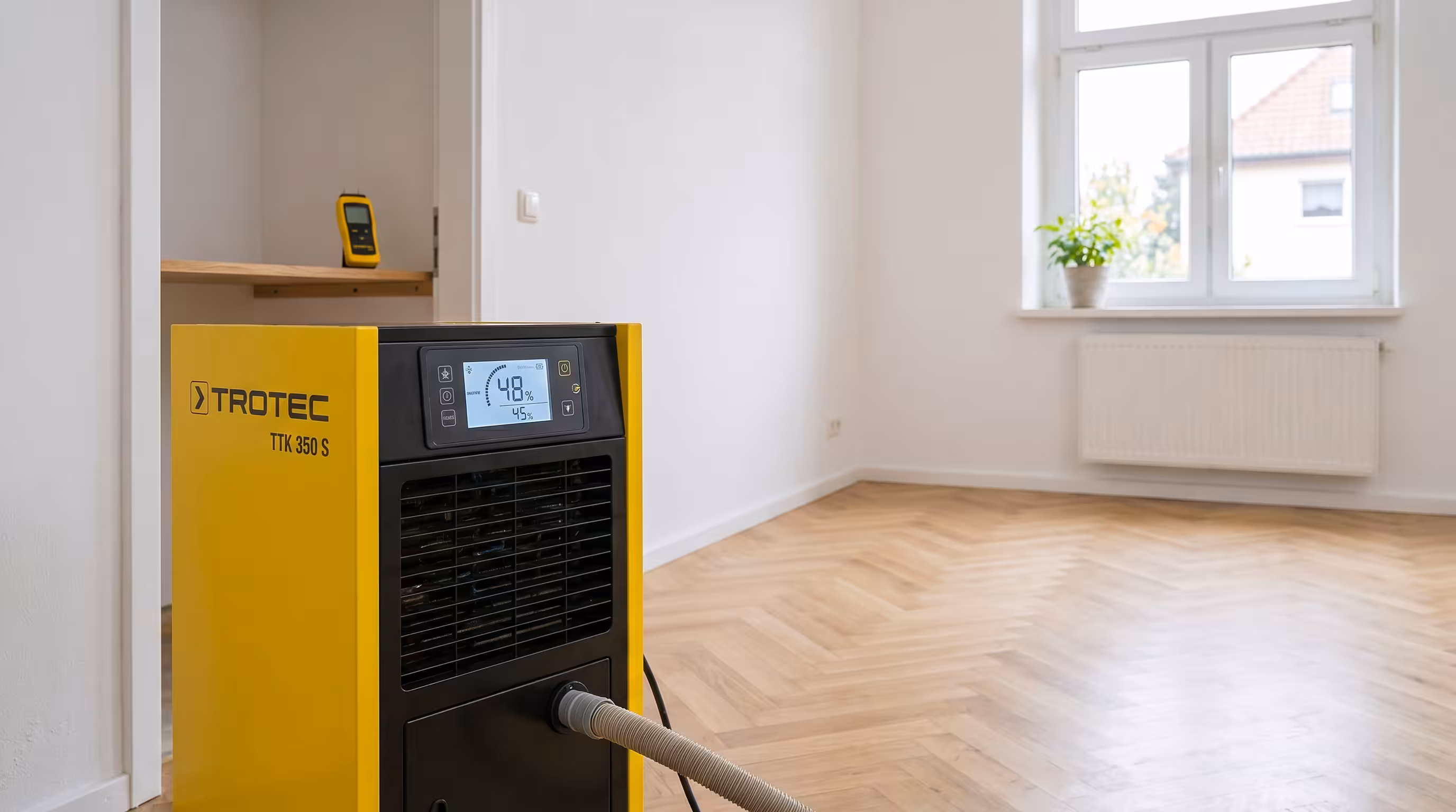 Targeted drying with an industrial dehumidifier
